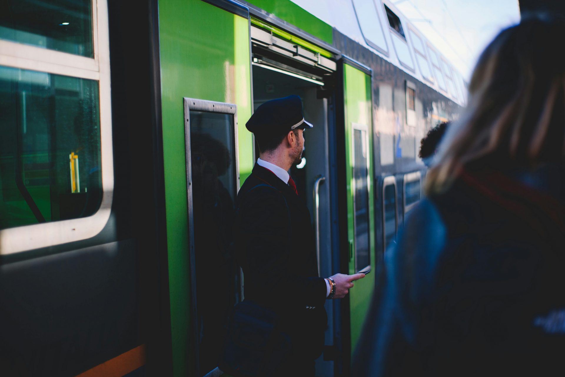 Trenitalia semplifica i trasporti per gli italiani residenti all’estero